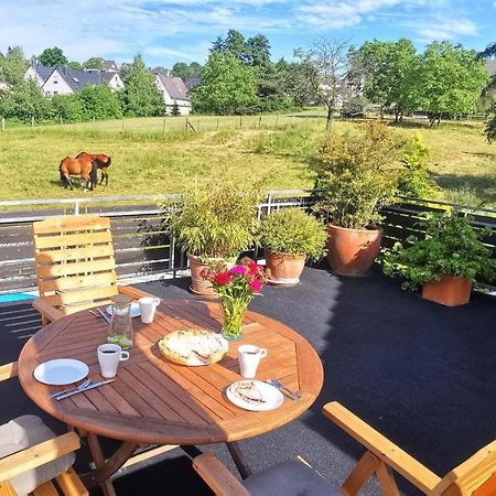 Apartamento Auszeit Rhein-Mosel Waldesch Exterior foto