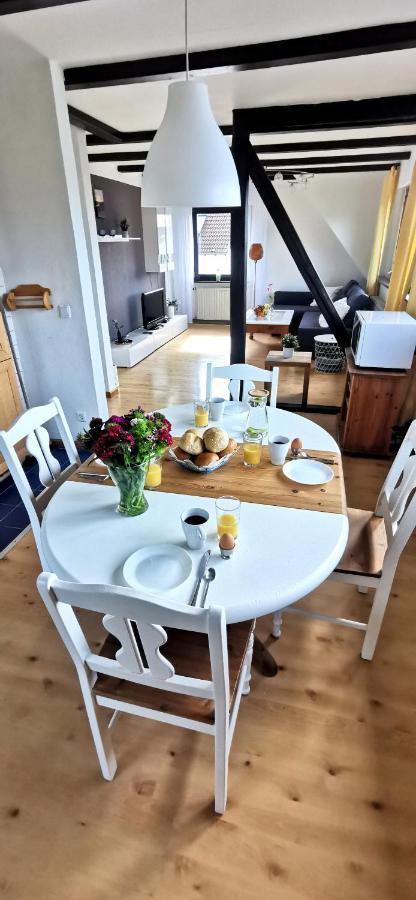 Apartamento Auszeit Rhein-Mosel Waldesch Exterior foto