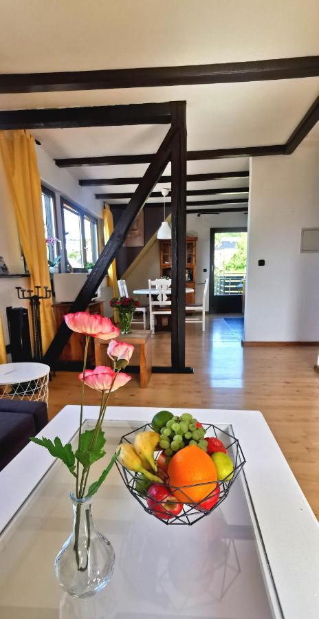 Apartamento Auszeit Rhein-Mosel Waldesch Exterior foto