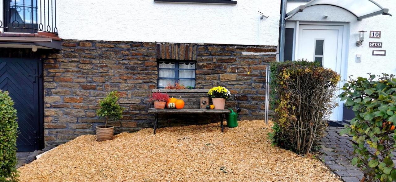 Apartamento Auszeit Rhein-Mosel Waldesch Exterior foto